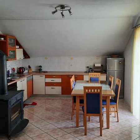 Ruzica Apartman *