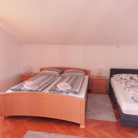 Ruzica Apartment *